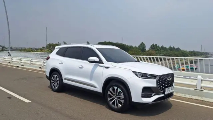 Jajal-Chery-Tiggo-8-SUV-7-Seater-yang-Tawarkan-Kesenangan-Berkendara